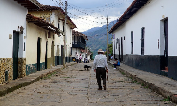 Bátor nők és Kolumbia egyik legszebb faluja