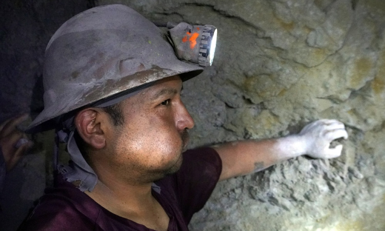 Potosí bányái és egy kalandos utazás Sucréba